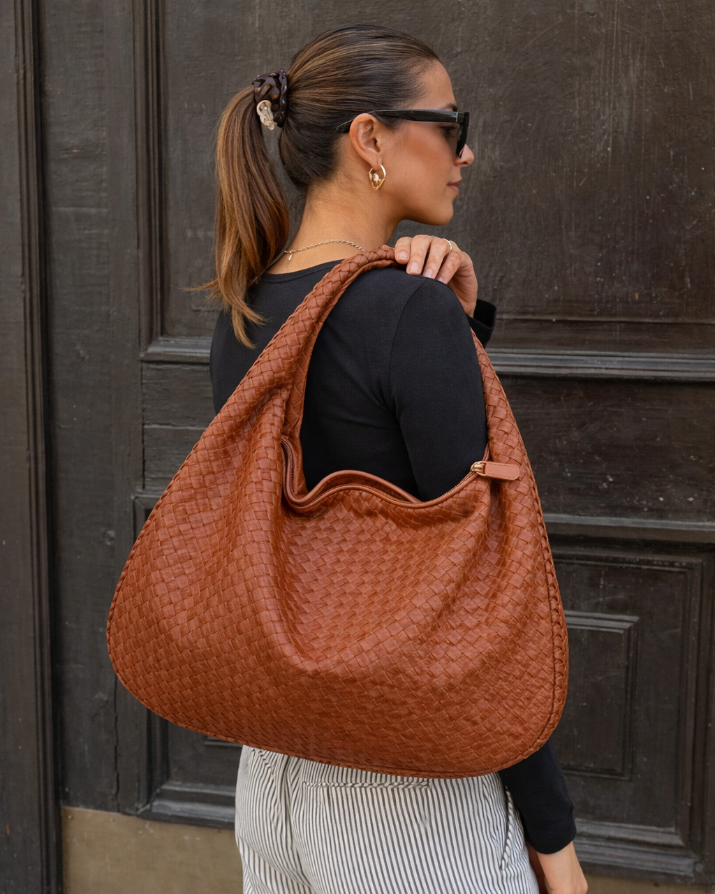 Luna Woven | dames schoudertas – gevlochten