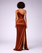 Aurelia | satijnen damesjurk – met één schoudersband